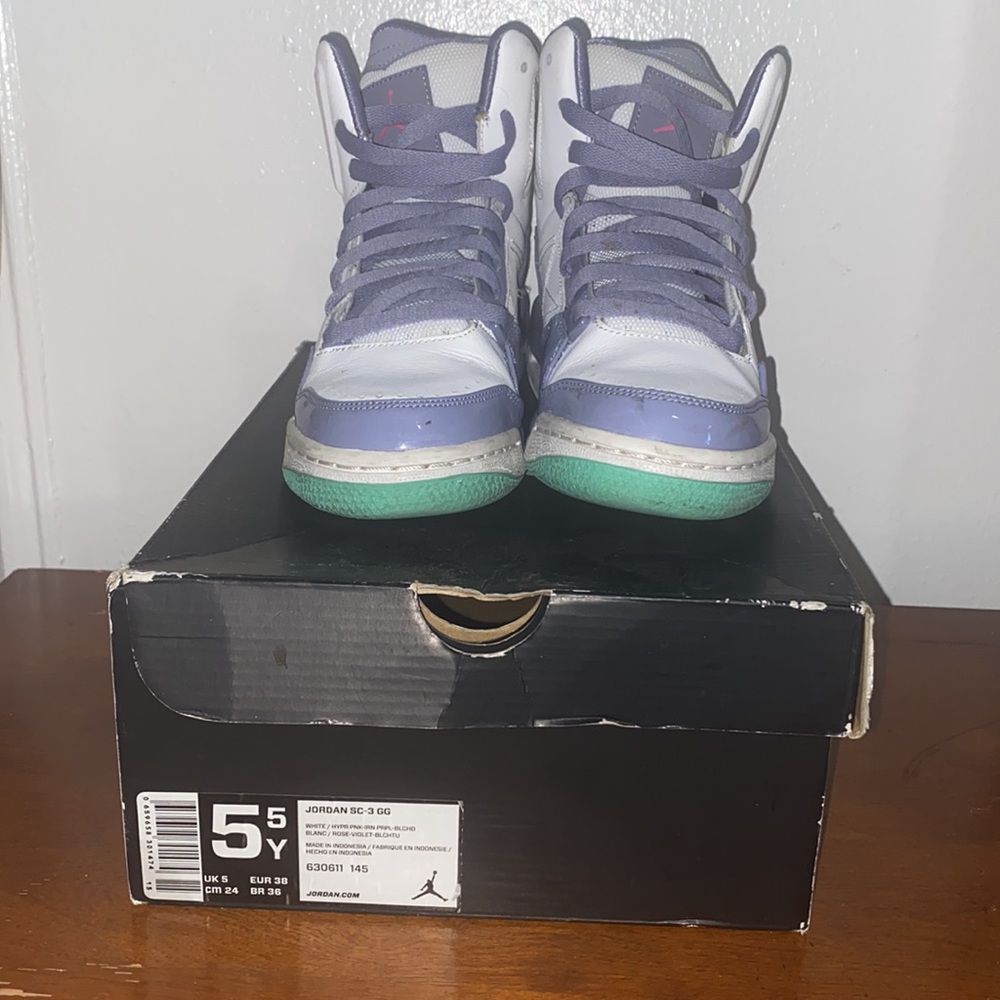 Jordan Flights - Picture 7 of 8